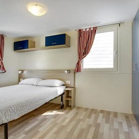 مكان تخييم مخيم فوسينا 3*