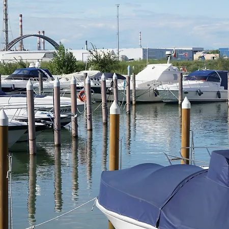 مكان تخييم مخيم فوسينا